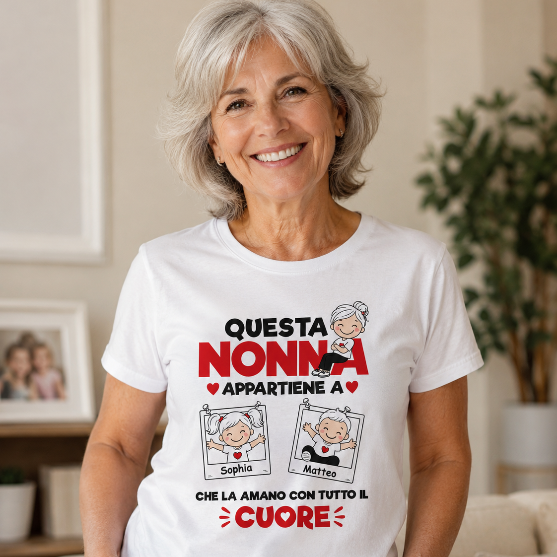 Maglietta bianca con stampa “Questa Nonna” e cuori, maniche corte