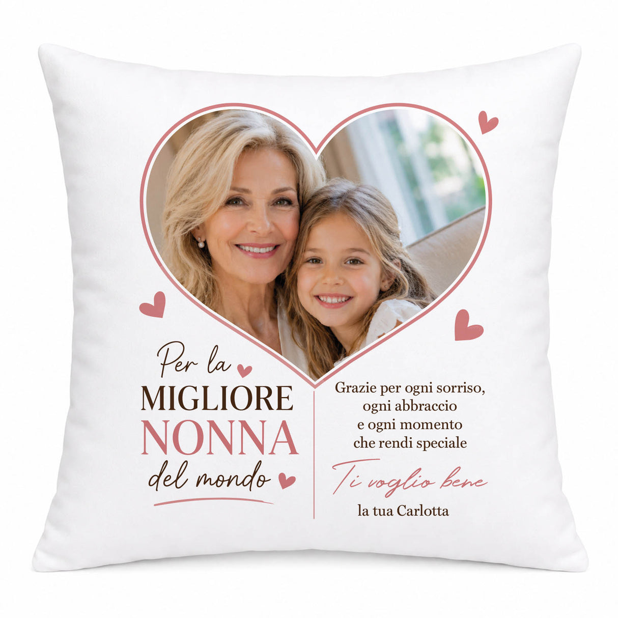 Cuscino bianco con foto in cuore, dedica per la migliore nonna e cuoricini rossi