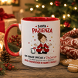 Tazza bianca con manico rosso e scritta Santa Pazienza, Valeria