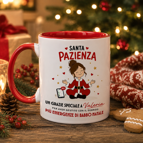 Tazza bianca con manico rosso e scritta Santa Pazienza, Valeria