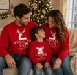 Felpe rosse per famiglia con renna Rudolph Team e scritta davanti, papà e bambino
