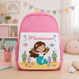 Zainetto rosa con sirenetta e nome Marianna sul davanti, stile asilo