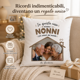 Cuscino personalizzato bianco «NONNI» con foto in casetta; firma da Barbara