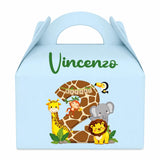 Scatola regalo azzurra con manici e grafica Safari, nome “Vincenzo” sul fronte