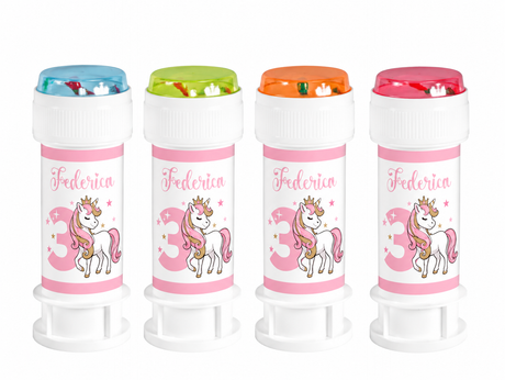 Quattro bolle di sapone unicorno con nome Federica, tappi azzurro, verde, arancio, rosso