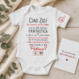 Body neonato bianco con stampa rossa e scritta colorata sul davanti