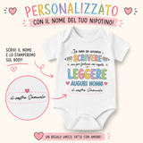 Body bianco personalizzato con scritta: Io non so ancora scrivere, auguri nonni