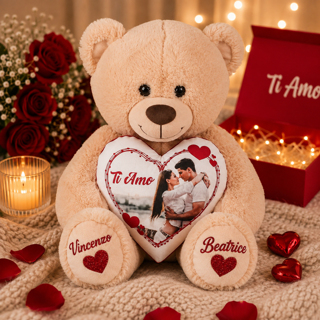Orsetto di peluche beige con cuore rosso e foto, nomi Vincenzo e Beatrice