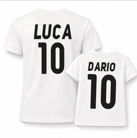 Due magliette bianche con retro personalizzato: LUCA 10 e DARIO 10 con stampa nera