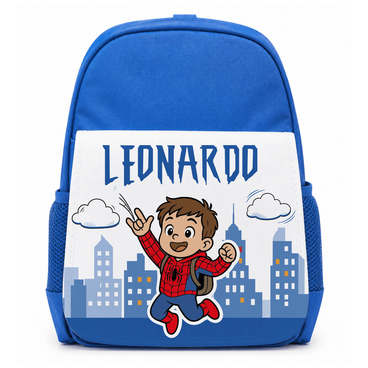 Zainetto blu per bambini con nome LEONARDO e bimbo rosso tra palazzi