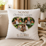 Cuscino bianco con cuore personalizzato, foto dei nonni e scritta Voi siete il cuore