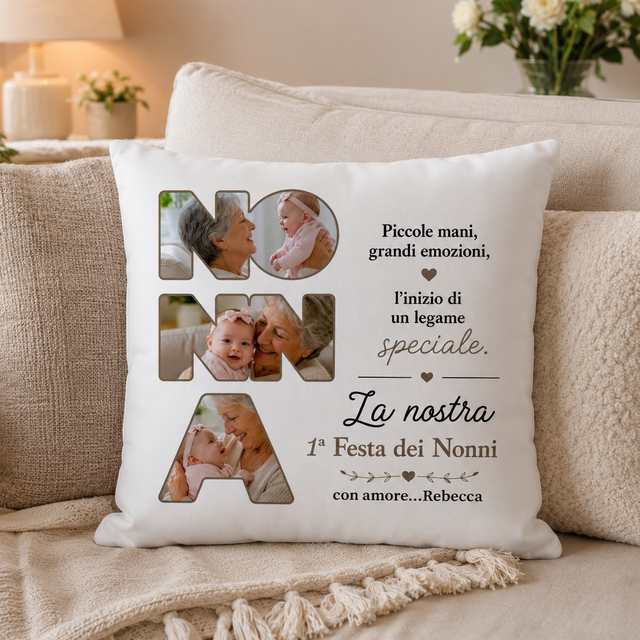 Cuscino bianco personalizzato con collage foto, “La nostra 1ª Festa dei Nonni” Rebecca