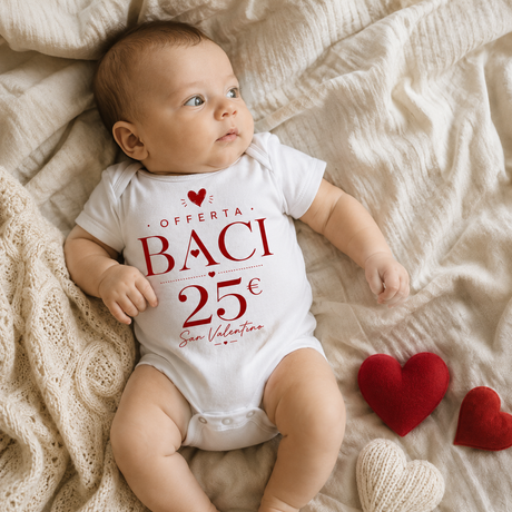 Body neonato bianco con stampa rossa Baci 25€ e due cuori rossi