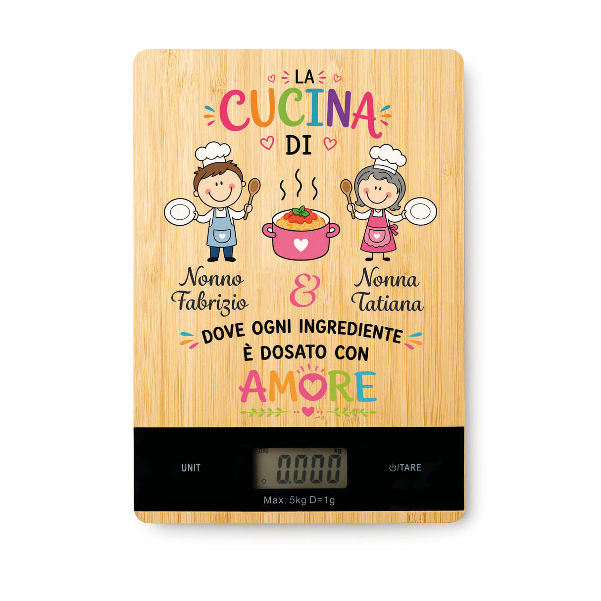 Bilancia digitale da cucina in bambù con display e grafica “La Cucina di Nonno e Nonna”