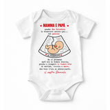Body neonato bianco con stampa “MAMMA E PAPÀ”, ecografia e “14 FEBBRAIO”, Daniele