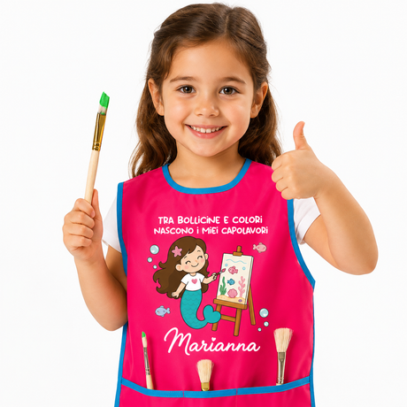 Grembiule da pittura bambina fucsia con personaggio sirenetta e scritta Marianna