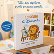 Raccoglitore ad anelli bianco con leone che dipinge e scritta “I disegni di Leonardo”