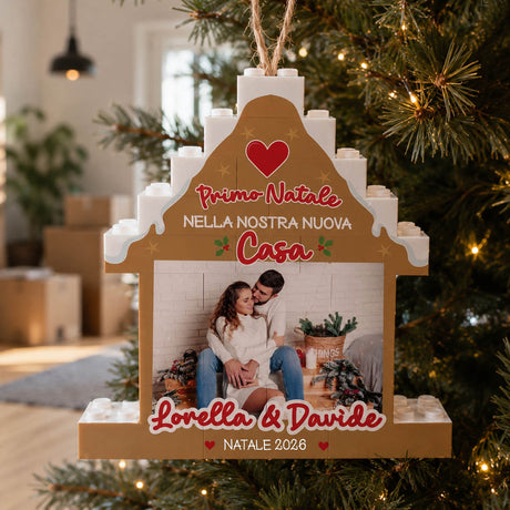 Decorazione natalizia in mattoncini con foto e scritta “Primo Natale” per casa
