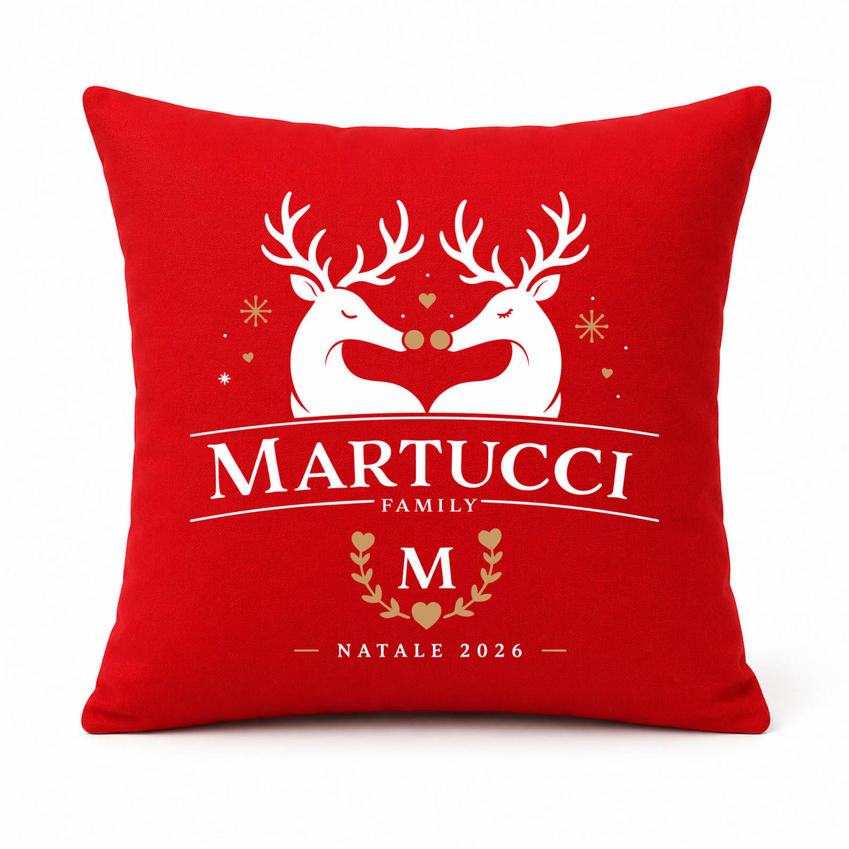 Cuscino natalizio rosso con renne e logo Martucci Family, Natale 2026