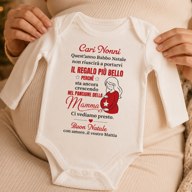 Body neonato bianco a maniche lunghe con stampa rossa "Cari Nonni"