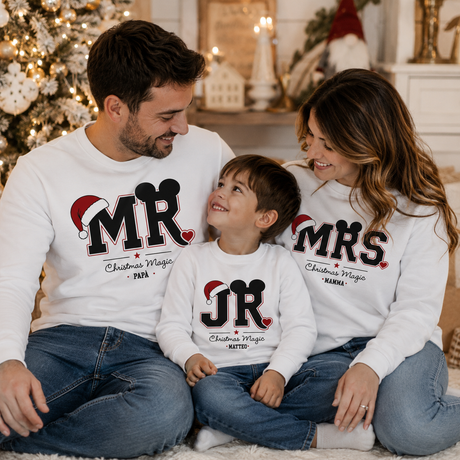 Felpe bianche con stampa MR, MRS e JR a tema natalizio, maniche lunghe.