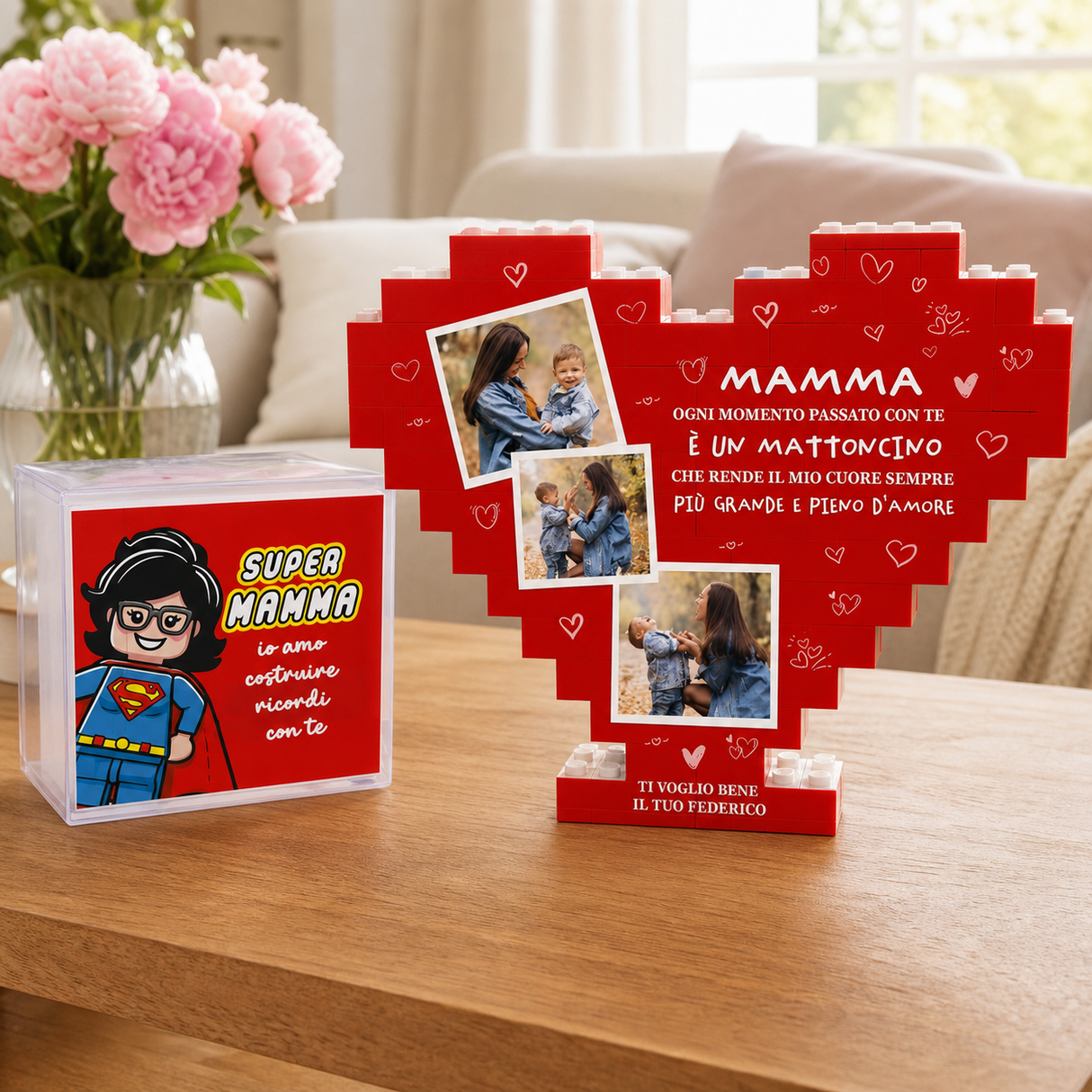Cuore in mattoncini rossi con foto incollate e base, insieme a scatola regalo Super Mamma.