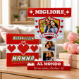 Trofeo in mattoncini rosso con scritta MIGLIORE, foto di mamma e cuori