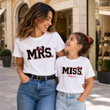 T-shirt bianca mamma con MRS e t-shirt bianca bimba con MISS