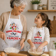 Grembiuli da chef bianchi indossati: NONNA VALERIA e mini CAMILLA in cucina