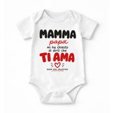 Body neonato bianco maniche corte con stampa 'MAMMA papà' e cuore rosso
