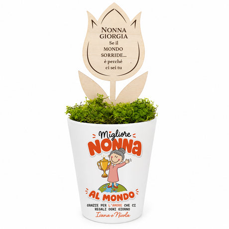 Vaso conico bianco con verde muschio e fiore in legno con dedica Nonna Giorgia