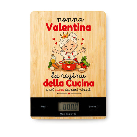 Bilancia cucina digitale in bambù con grafica "nonna Valentina" e display