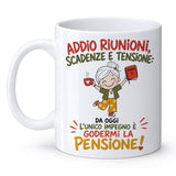 Tazza bianca in ceramica con stampa colorata e scritta “Addio riunioni…”