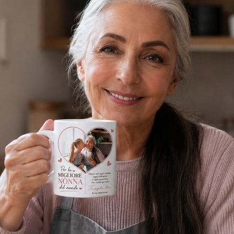Tazza bianca con stampa cuore: foto e dedica per la migliore nonna del mondo