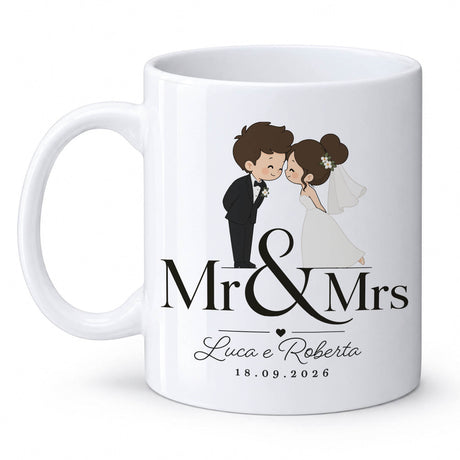 Tazza bianca con grafica sposi Mr & Mrs, nomi Luca e Roberta, data 18.09.2026