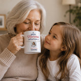 Tazza bianca con scritta “Questa Nonna appartiene a…” e foto dei nipoti