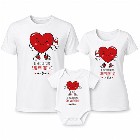 Set di t-shirt e body bianco con cuori rossi e scritta “San Valentino in tre”