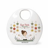 Vaso in ceramica bianca con manico tondo e scritta «Buon Natale Maestra», II B